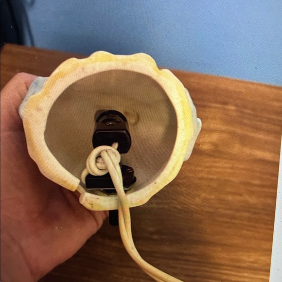 Vintage Ceramic Lady with Roses Night Light 6” WORKS electric - Picture 6 of 9